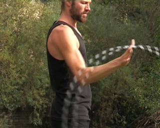 Handposition von der Seite