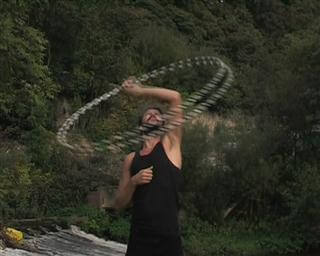 Hoop nach oben ziehen